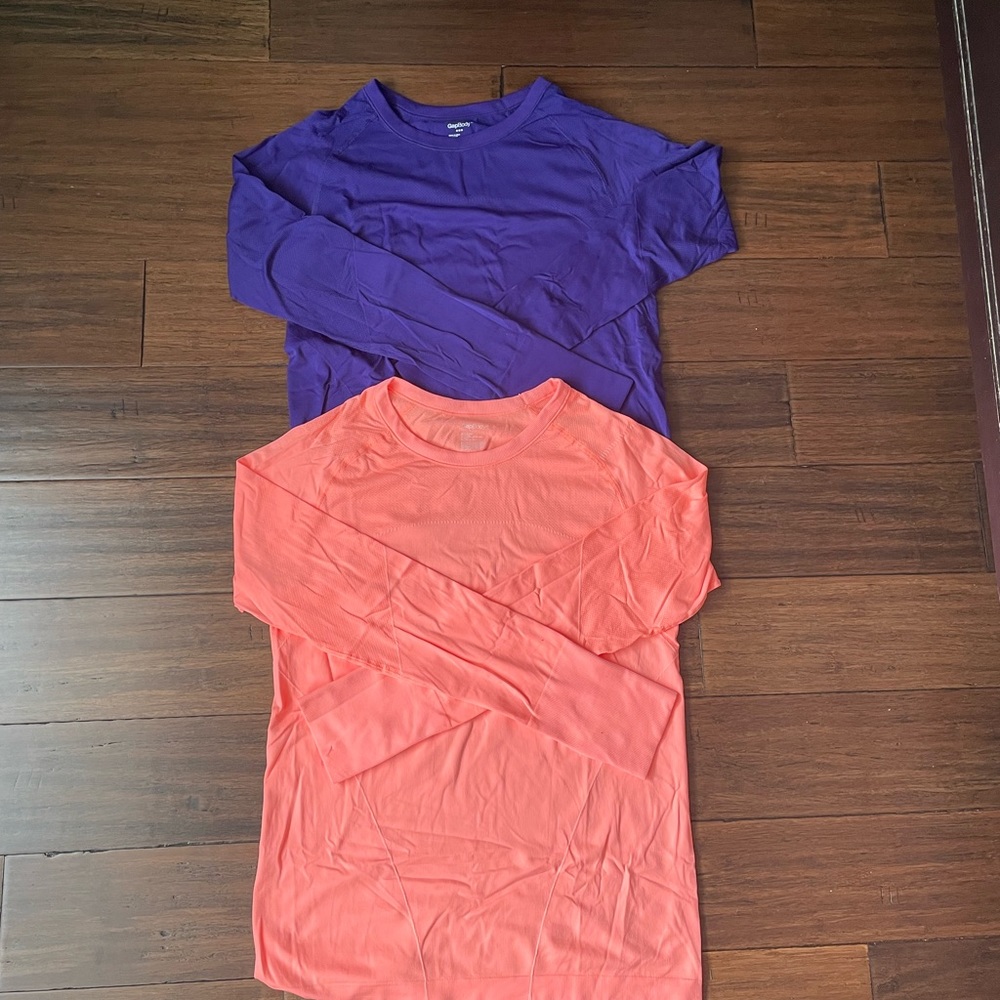 GAP BODY 2 Set Womens Athleisure Tops Peach and Purple Size XL
